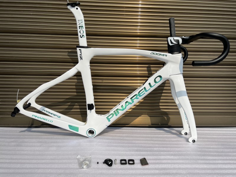 Pinarello DogMa F12 カーボン ロードバイク フレーム - Dogma F12 V-Brake